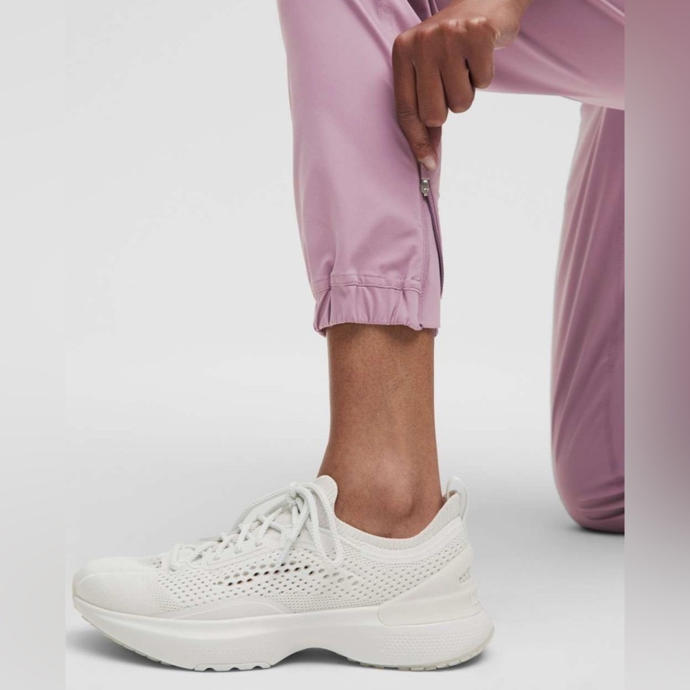 *NWT* Lululemon Adapted State High-Rise Jogger *Full Length Lavender Lux Size 0 - Picture 3 of 11